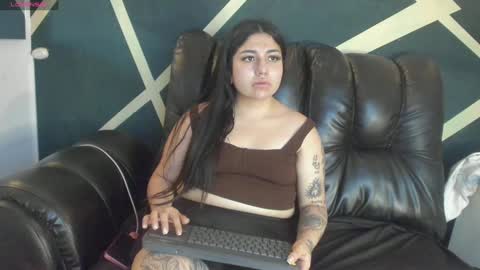 Ashley 3 online show from February 2025 05:39:02 PM