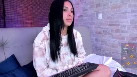 Snapshot of sweety_leela chatting on March 2025 12:34:01 PM . online show from March 2025 12:34:01 PM