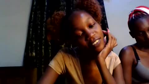 Snapshot of sweety_melanin chatting on May 2026 01:34:01 AM Vickky online show from May 2026 01:34:01 AM