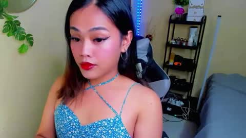 Snapshot of sweety_shane chatting on April 2026 12:10:01 PM sweety_shane online show from April 2026 12:10:01 PM