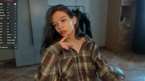 Snapshot of sweetydeviliya chatting on June 2026 05:34:02 AM sweetydeviliya online show from June 2026 05:34:02 AM