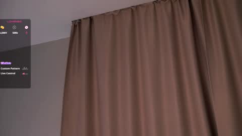 Astrid online show from March 2026 07:20:02 PM