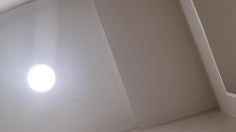 Snapshot of sweetywhity2 chatting on January 2025 07:15:01 PM Silvia online show from January 2025 07:15:01 PM