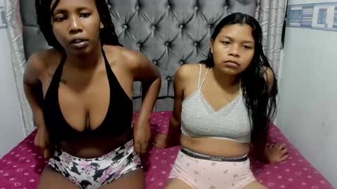swett_mila_ online show from November 2025 06:39:01 PM