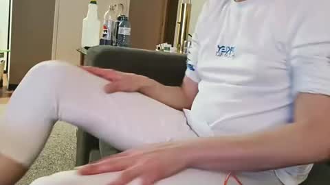 Snapshot of swontguy2025 chatting on March 2025 07:42:02 AM swontguy2025 online show from March 2025 07:42:02 AM