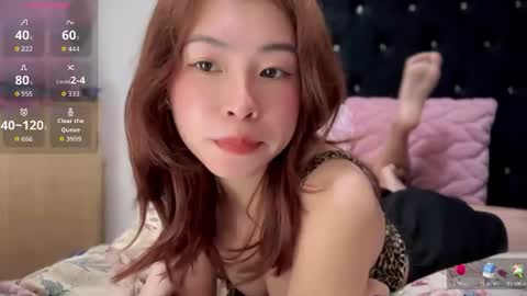 Snapshot of swt_asianholly chatting on May 2026 12:27:01 AM Holly online show from May 2026 12:27:01 AM