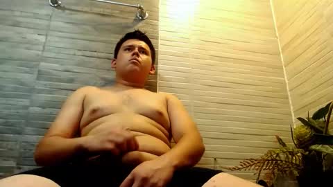 swwetsamuelito online show from May 2026 06:27:01 PM