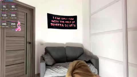 Mona online show from February 2026 05:12:02 PM