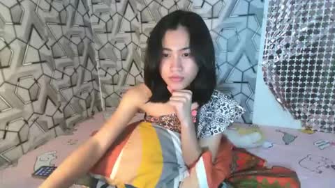 sydnyxox1 online show from April 2026 07:30:02 PM