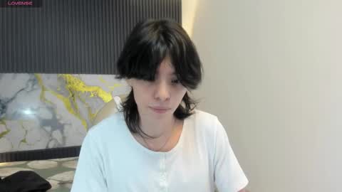 Snapshot of sylasfrost chatting on November 2025 07:36:03 PM sylasfrost online show from November 2025 07:36:03 PM