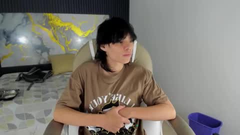 Snapshot of sylasfrost chatting on December 2025 08:03:01 PM sylasfrost online show from December 2025 08:03:01 PM