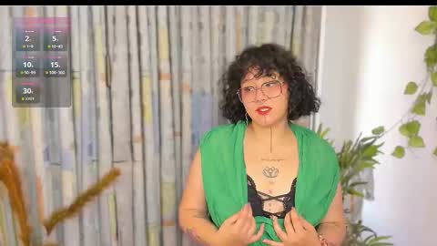 Snapshot of sylvara_bx chatting on March 2026 01:28:01 PM online show from March 2026 01:28:01 PM