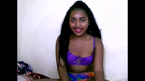 Snapshot of sylviasexy27 chatting on January 2025 02:30:02 AM sylviasexy27 online show from January 2025 02:30:02 AM