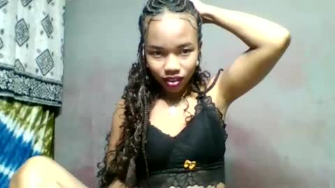 Snapshot of sylviette chatting on May 2026 11:58:02 AM Sylviette online show from May 2026 11:58:02 AM