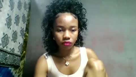 Snapshot of sylviette chatting on May 2026 02:46:01 PM Sylviette online show from May 2026 02:46:01 PM