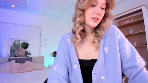 Ellie online show from October 2025 08:16:02 AM