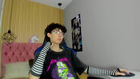 Syriussz online show from February 2026 07:19:02 PM