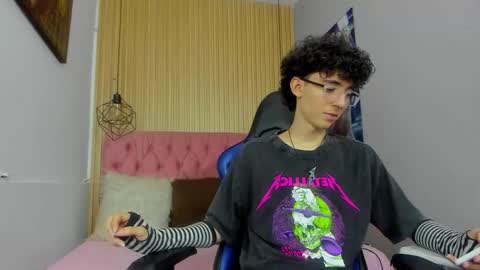 Syriussz online show from February 2026 07:25:02 PM