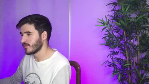 t0ny_wylie online show from October 2025 12:02:02 PM