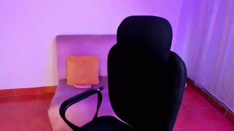 Snapshot of tabitapurple chatting on January 2025 04:05:01 PM TABITA online show from January 2025 04:05:01 PM