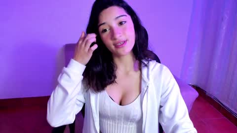 Snapshot of tabitapurple chatting on January 2025 01:35:01 PM TABITA online show from January 2025 01:35:01 PM