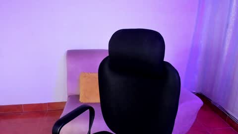 Snapshot of tabitapurple chatting on January 2025 12:04:02 PM TABITA online show from January 2025 12:04:02 PM