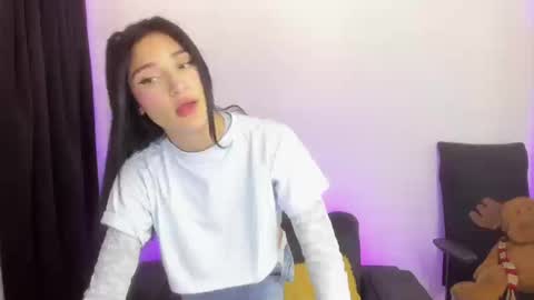 Snapshot of tabitapurple chatting on January 2026 05:48:01 PM TABITA online show from January 2026 05:48:01 PM