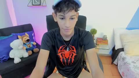 Snapshot of tachi00 chatting on March 2026 09:21:01 PM Tashi00 online show from March 2026 09:21:01 PM