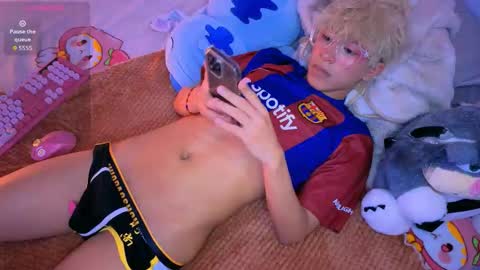 taichi online show from October 2025 06:30:02 PM