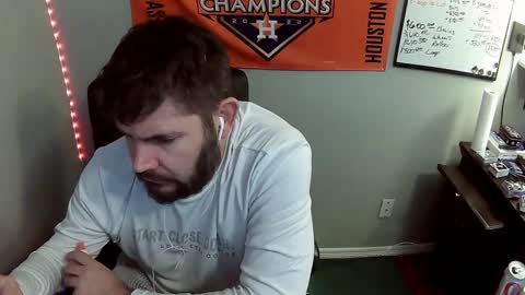 TaintNuzzler online show from September 2025 02:11:02 AM