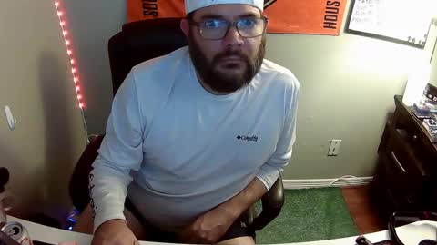 TaintNuzzler online show from September 2025 11:26:02 PM