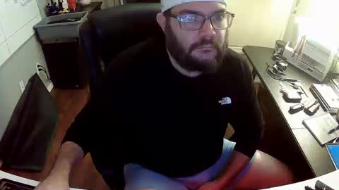 TaintNuzzler online show from November 2025 11:09:02 AM