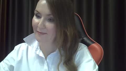 taisialucky77 online show from January 2026 04:45:01 PM