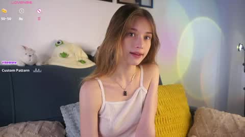 Mia online show from March 2026 01:43:02 AM