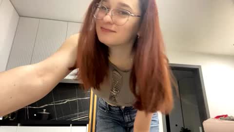 Snapshot of takishadarga chatting on November 2025 11:24:02 AM Ayla and Lexi online show from November 2025 11:24:02 AM