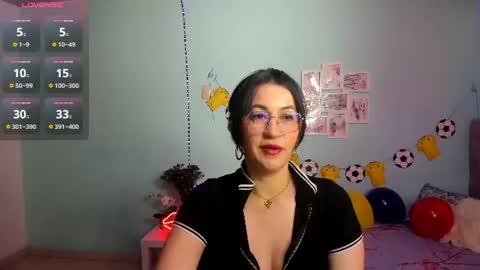 Snapshot of talia_mystic chatting on June 2026 01:12:01 PM Talia mia online show from June 2026 01:12:01 PM