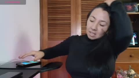 Talia peach online show from July 2026 07:09:01 PM