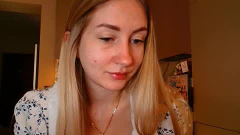 Snapshot of taliiyafiredream chatting on March 2026 06:28:02 AM Kira online show from March 2026 06:28:02 AM