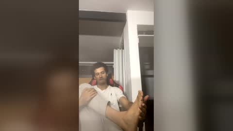 talktome4 online show from February 2026 12:20:01 AM