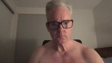 Snapshot of tallandfit000 chatting on December 2024 05:33:01 PM tallandfit000 online show from December 2024 05:33:01 PM