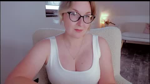 Snapshot of tallinnlove chatting on June 2026 11:12:02 AM tallinnlove online show from June 2026 11:12:02 AM