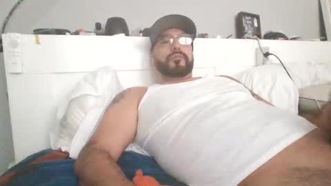 talllatino310 online show from December 2025 06:16:01 PM