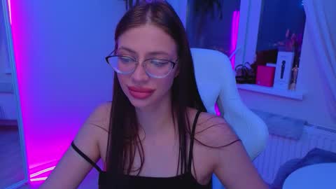 Snapshot of tamagotchi_san chatting on January 2026 09:19:01 PM Daria Promisess online show from January 2026 09:19:01 PM