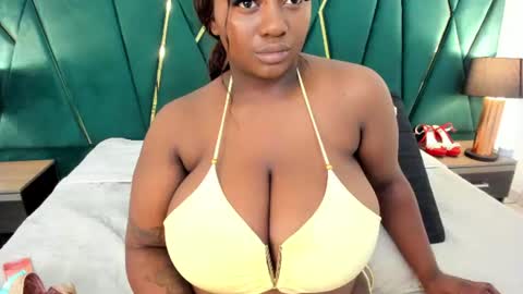 Snapshot of tamara_myller1 chatting on July 2026 12:51:01 PM Tamara online show from July 2026 12:51:01 PM