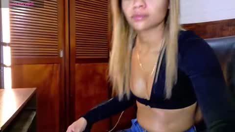    online show from October 2025 09:57:02 AM