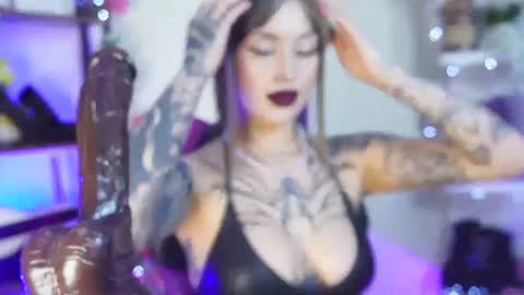 Cami 3 online show from March 2025 04:12:02 AM