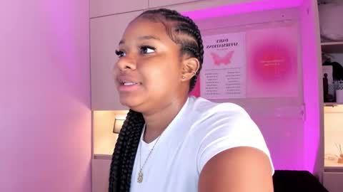 Tami online show from September 2025 12:54:01 PM