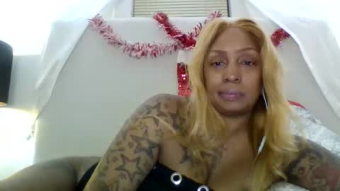 Tammygold online show from December 2025 01:00:01 AM