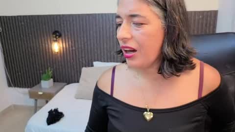 Tammy Lynn online show from April 2026 06:38:01 PM