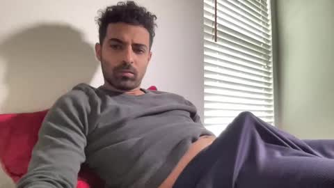 Snapshot of tan_and_spicy chatting on January 2025 05:33:02 PM tan and spicy online show from January 2025 05:33:02 PM